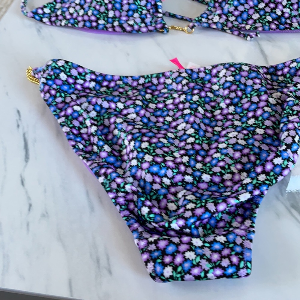 String Bikini - image 4